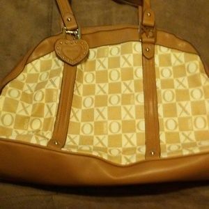 Xoxo Purse